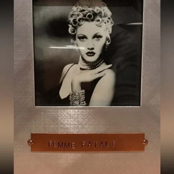 Frame - Picture 2 of 3